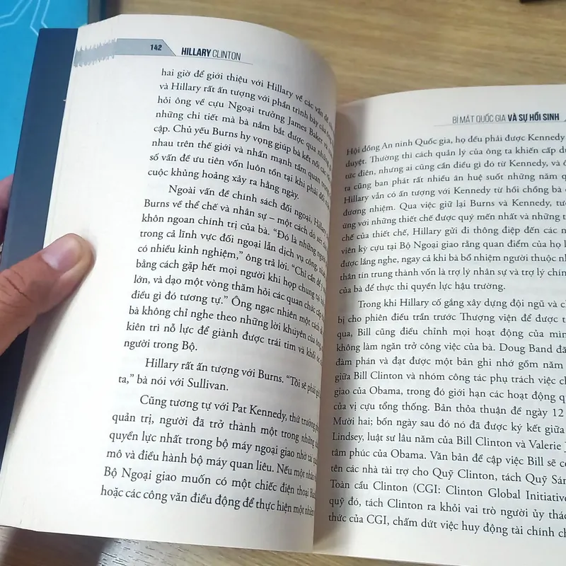 Hillary Clinton Bí Mật Quốc Gia Và Sự Hồi Sinh

- In lần đầu tiên - Best seller 571424
