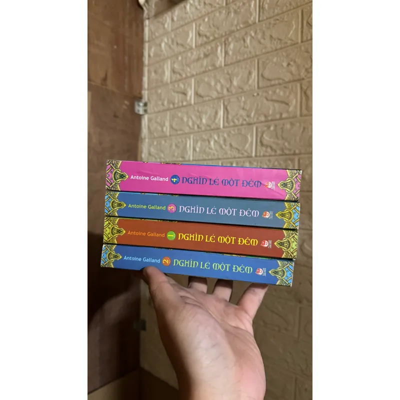 Bộ truyện cổ Nghìn lẻ một đêm , bìa hiếm 719880