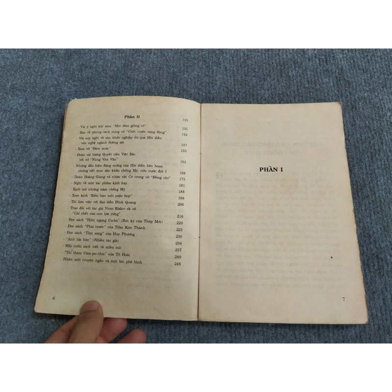 NHỮNG LỜI KHÔNG NÓI TRÊN SÂN KHẤU - XUÂN TRÌNH 548211