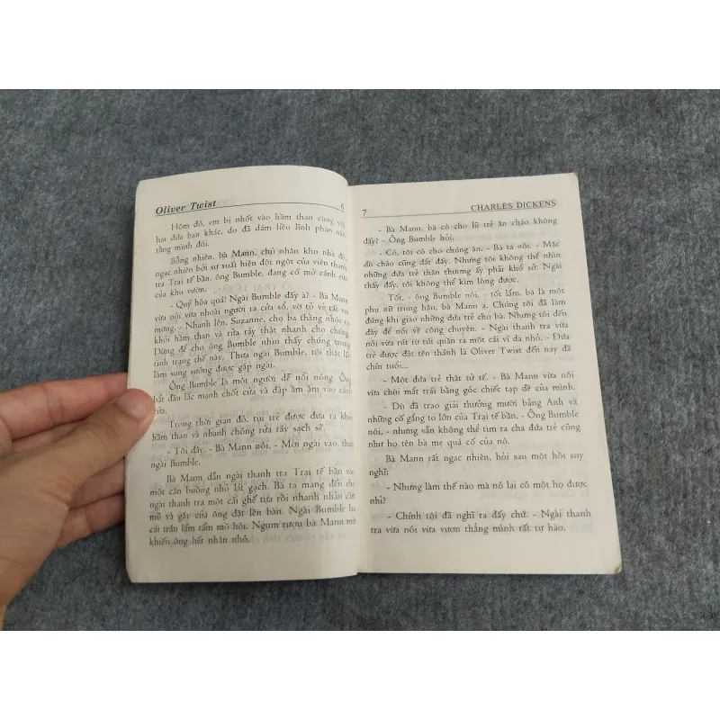 OLIVER TWIST - CHARLES DICKENS 568028