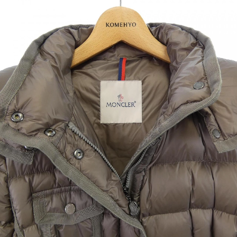 Moncler MONCLER HERMINE Áo khoác lông 632519