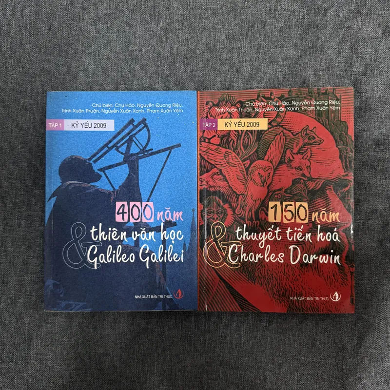 Sách 400 năm thiên văn học & Galileo Galilei, 150 năm thuyết tiến hoá & Charles Darwin 739107