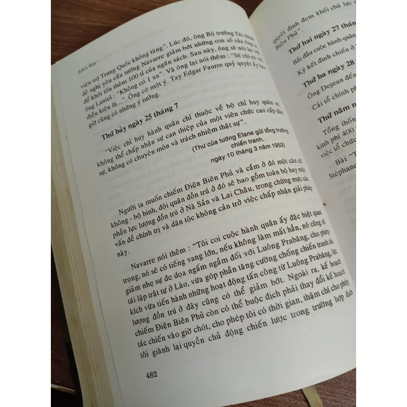SÁCH TRẬN ĐIỆN BIÊN PHỦ DƯỚI CON MẮT NGƯỜI PHÁP 1002350