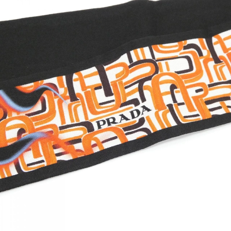 Khăn quàng cổ Prada 1FF008 625248
