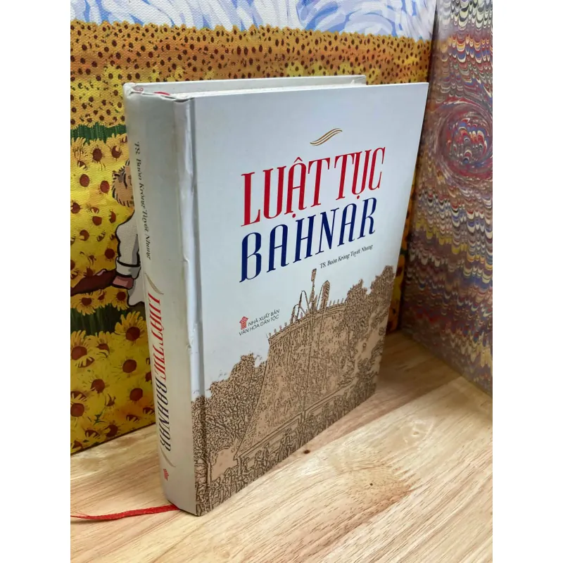 Luật Tục Bahnar - TS.Buôn Krong Tuyết Nhung 957251