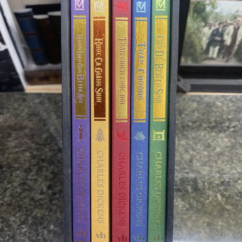 Boxset Christmas stories Charles Dickens  761212