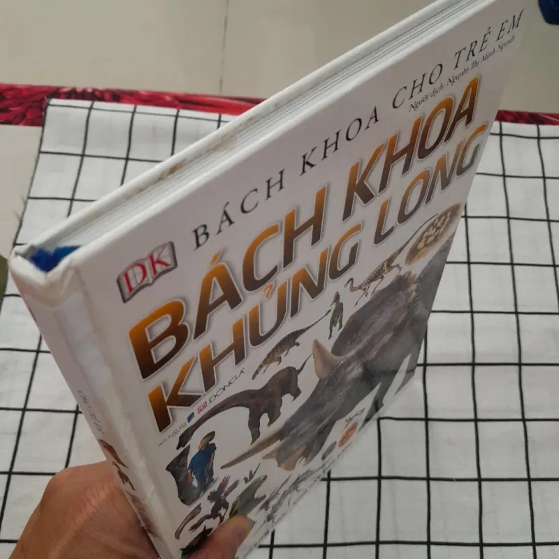 Bách Khoa Khủng Long dành cho trẻ em. Dinosour Encyclopeadia by Caloline. Minh Nguyệt dịch 572494