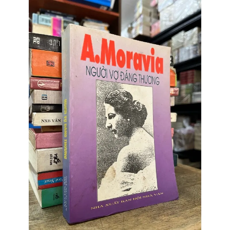 Người vợ đáng thương - A. Moravia 706971