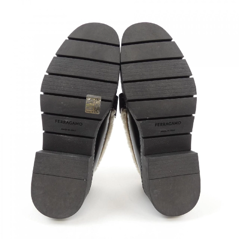 Giày FERRAGAMO 663221