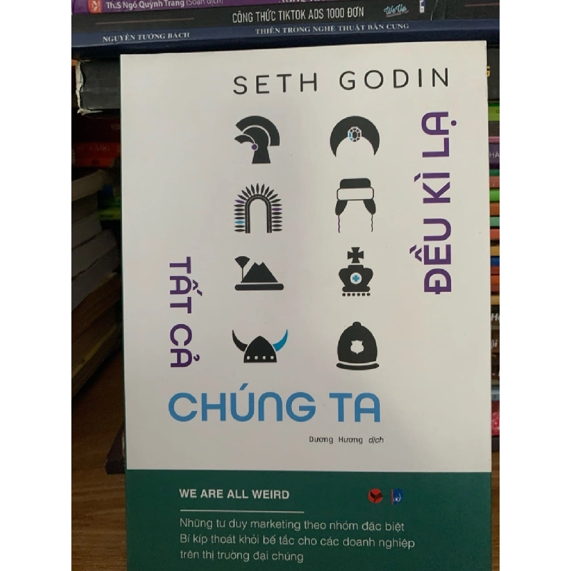 Tất cả chúng ta đều kì lạ -Sẹt Godin 787689