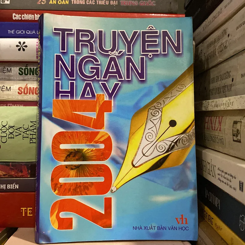 TRUYỆN NGẮN HAY 2004 (XB 2004) 674909