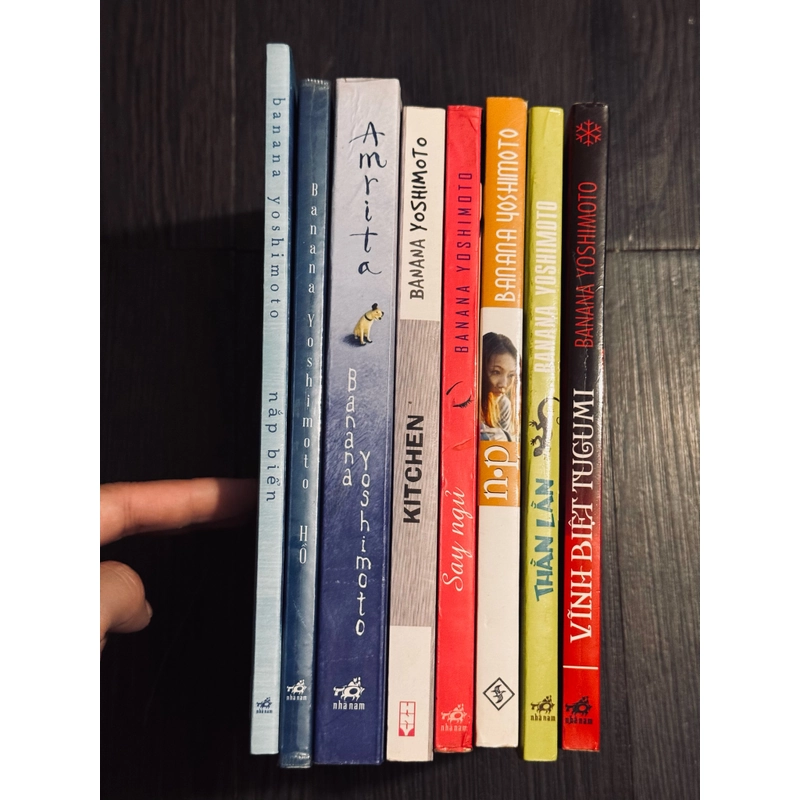 Trọn bộ 8 tác phẩm của Banana Yoshimoto 524775