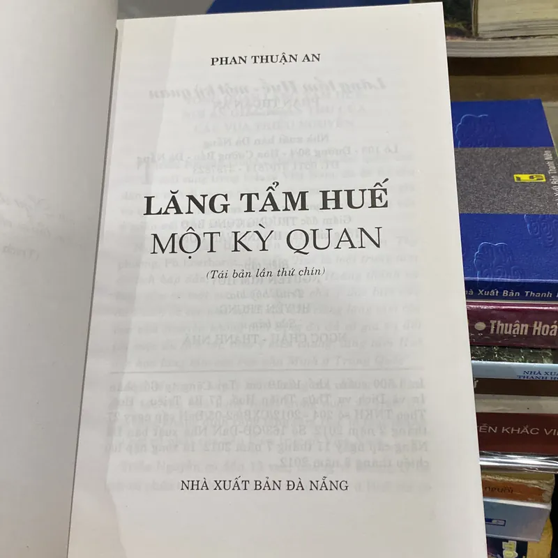LĂNG TẨM HUẾ - MỘT KỲ QUAN 520881