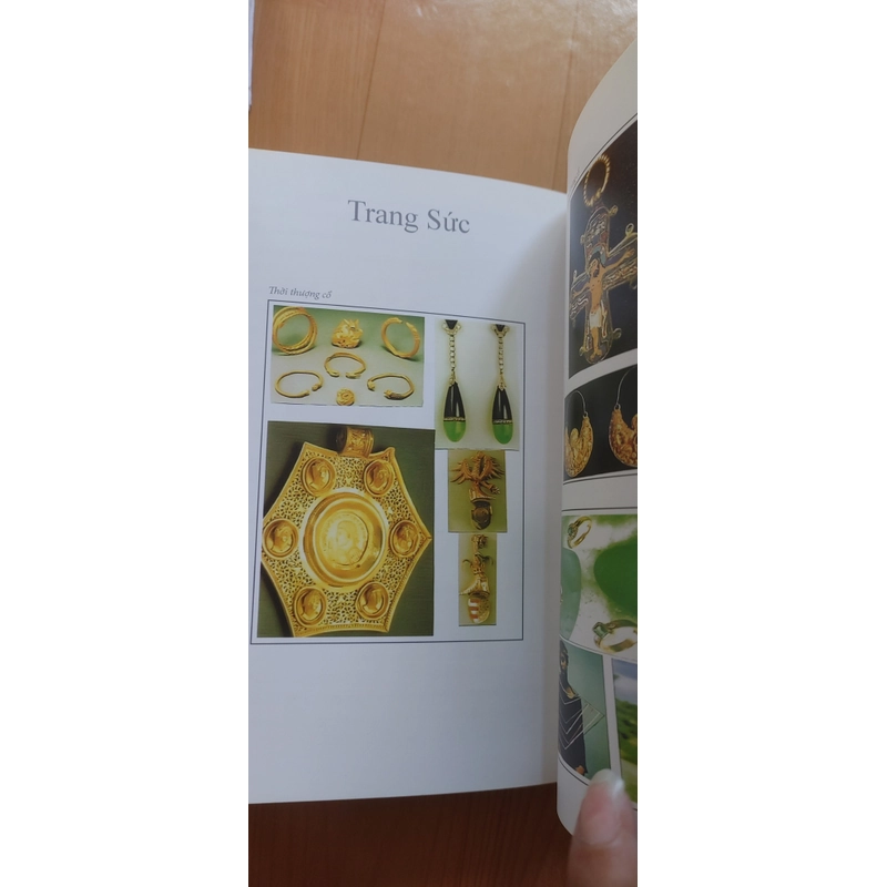THẾ GIỚI VÀNG BẠC ĐÁ QUÍ  497819