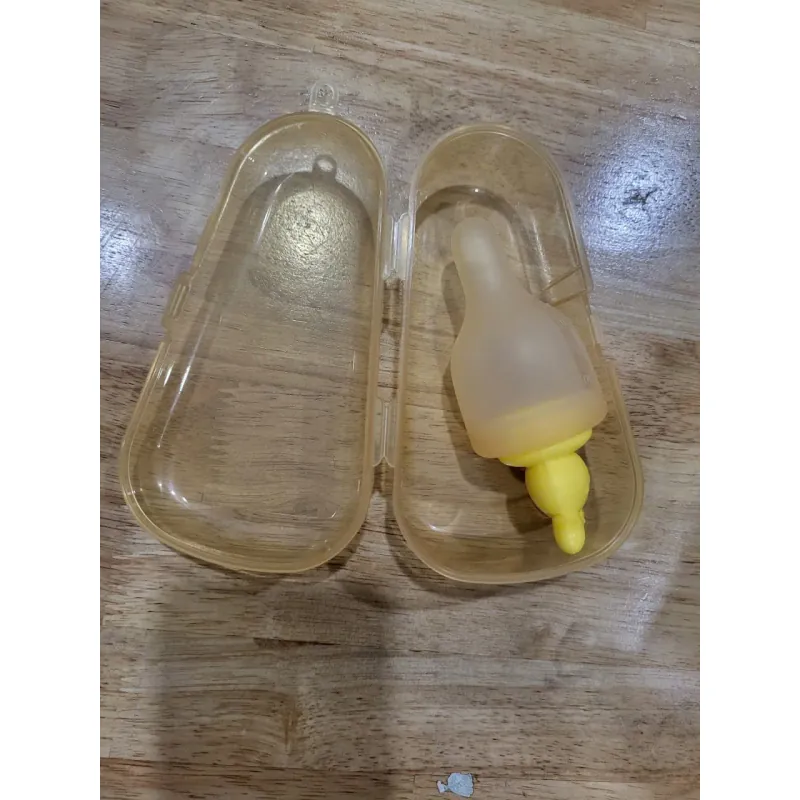 Dụng cụ bón thức ăn cho bé 907656