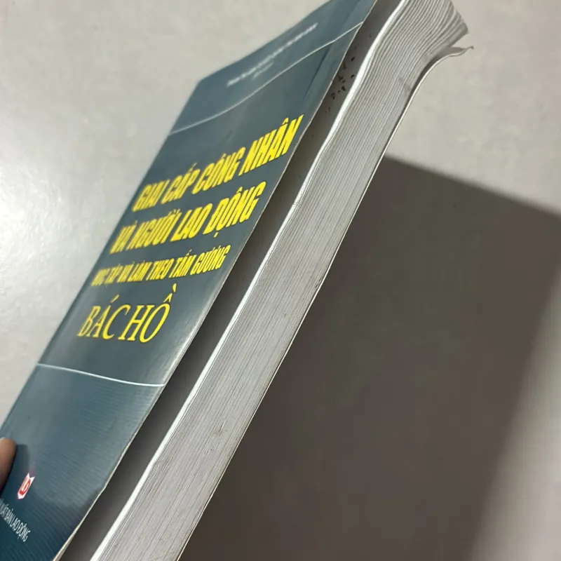 Giai cấp công nhân và người lao động học tập và làm theo tầm gương Bác hồ 766389