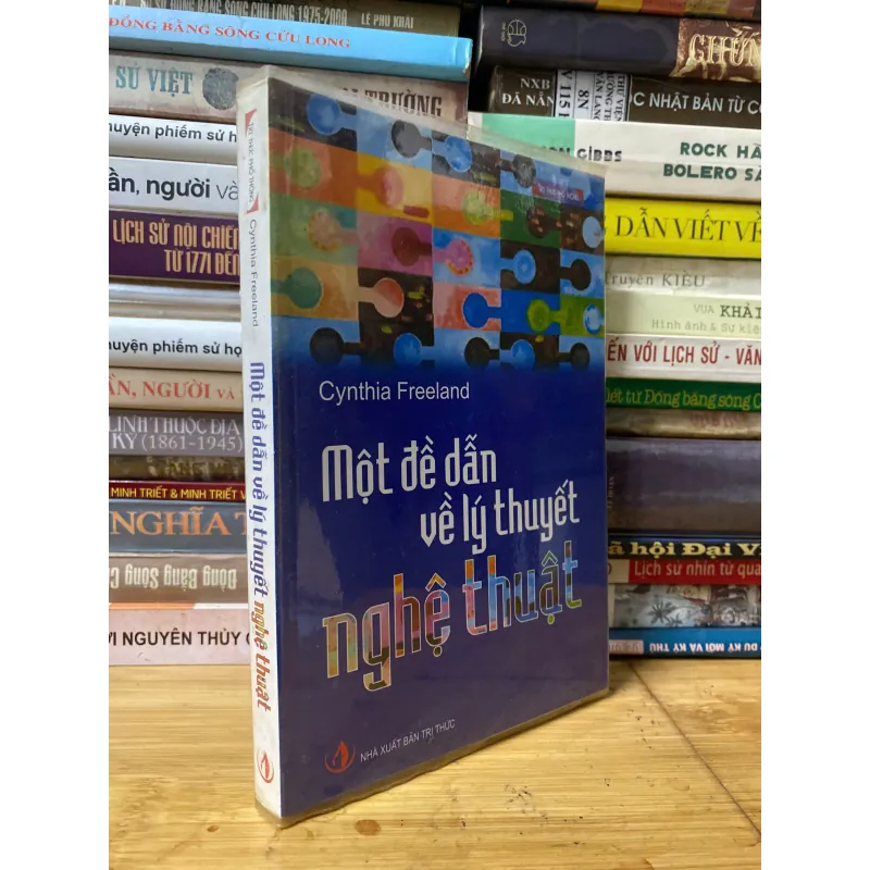 Sách cũ: Một đề dẫn về lý thuyết nghệ thuật - Cynthia Freeland 1008539