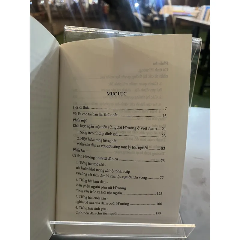 NHỮNG ĐỈNH NÚI DU CA - NGUYỄN MẠNH TIẾN 731283