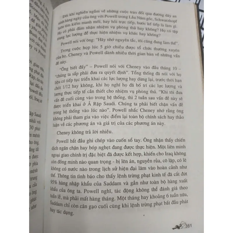 BAN LÃNH ĐẠO HOA KỲ TRONG CHIẾN TRANH VÙNG VỊNH - BOB WOODWARD 711804