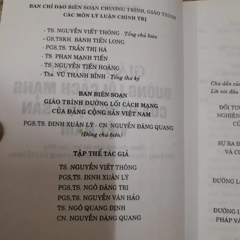 Giáo trình Đường lối Cách Mạng của Đảng CSVN. PGS Tiến sỹ Đinh Xuân Lý.  750897