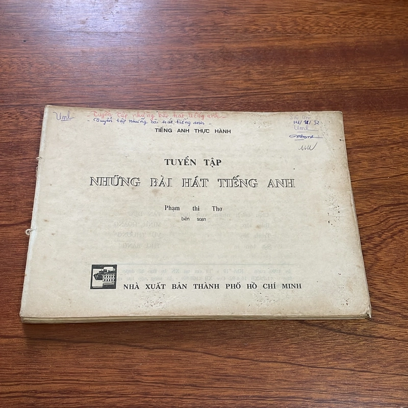 II Tuyển Tập Những Bài Hát Tiếng Anh - Phạm Thị Thơ (Biên Soạn) - 1992 501567