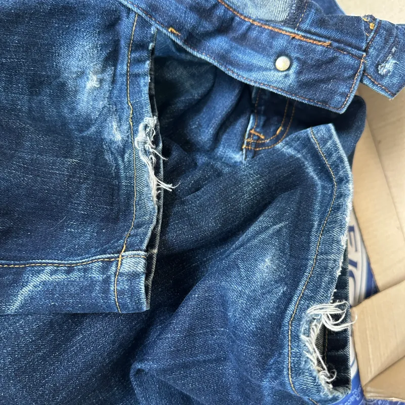 Quần jean Gu 965958