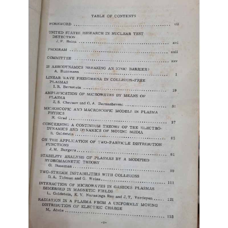 PROCEEDINGS OF THE SYMPOSIUM ON : ELECTROMAGNETICS AND FLUID DYNAMICS OF GASEOUS PLASMA 119878