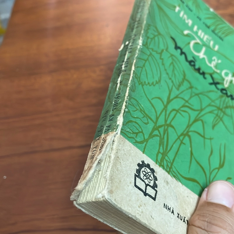 II Sách Xưa: Tìm Hiểu Thế Giới Màu Xanh - Trần Hợp, Vũ Văn Chuyên - 1977 503843