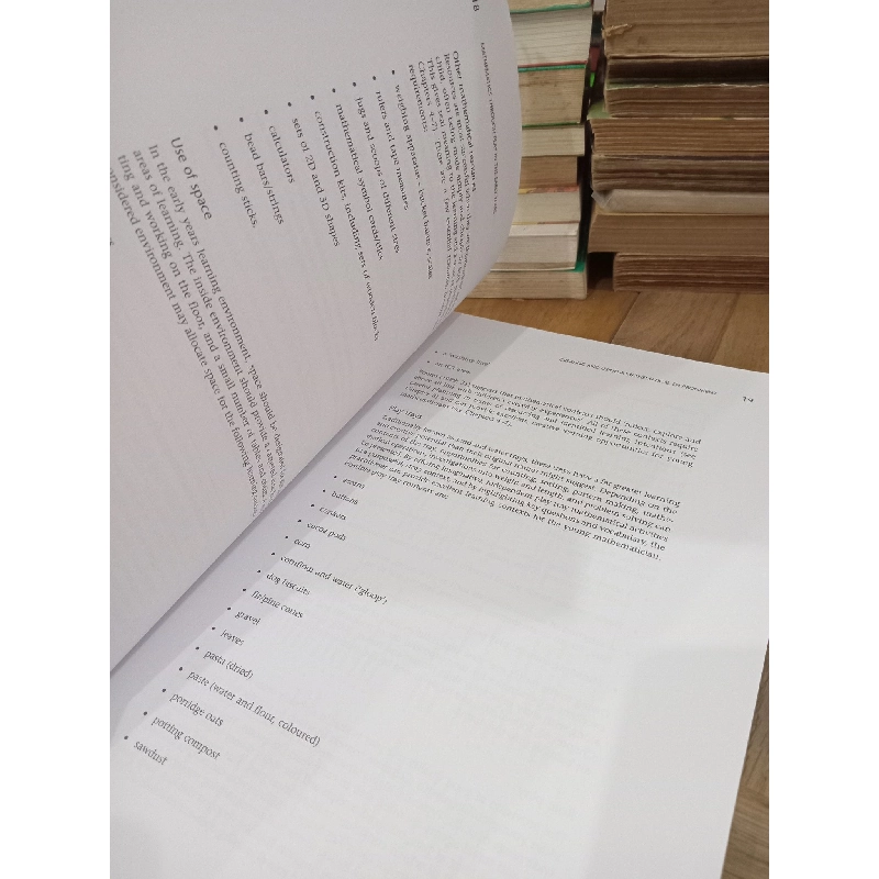 Mathematics through play in the early years - Kate Tucker 789122