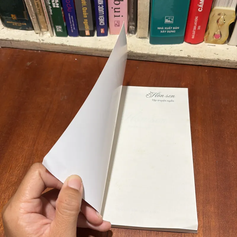 II Tập Truyện Ngắn: Hồn Sen - Nguyễn Mạnh Hùng - 2018 785649