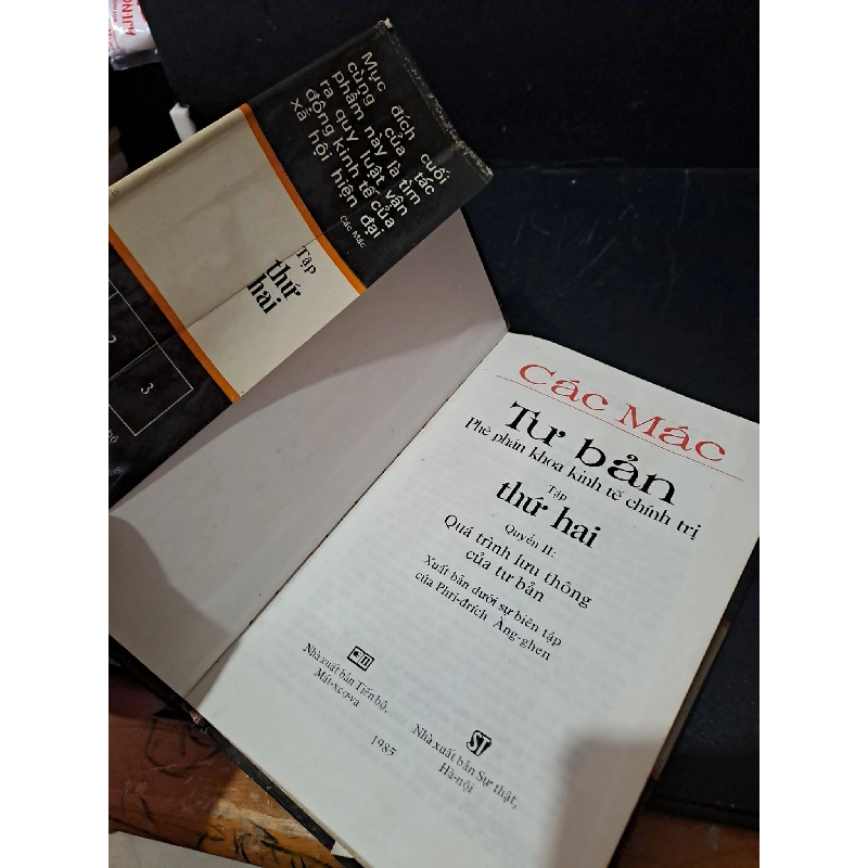 Tư bản phê phán khoa kinh tế chính tri tập 2 quyển 2 quá trình lưu thông của tư bản (bìa cứng) mới 70% bẩn bìa, ố 1985 Các Mác HCM1604 LỊCH SỬ - CHÍNH TRỊ - TRIẾT HỌC 919049