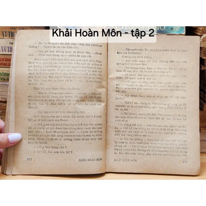 Trọn bộ 2 tập tiểu thuyết KHẢI HOÀN MÔN, nhà văn Erich Maria Remarque 705069