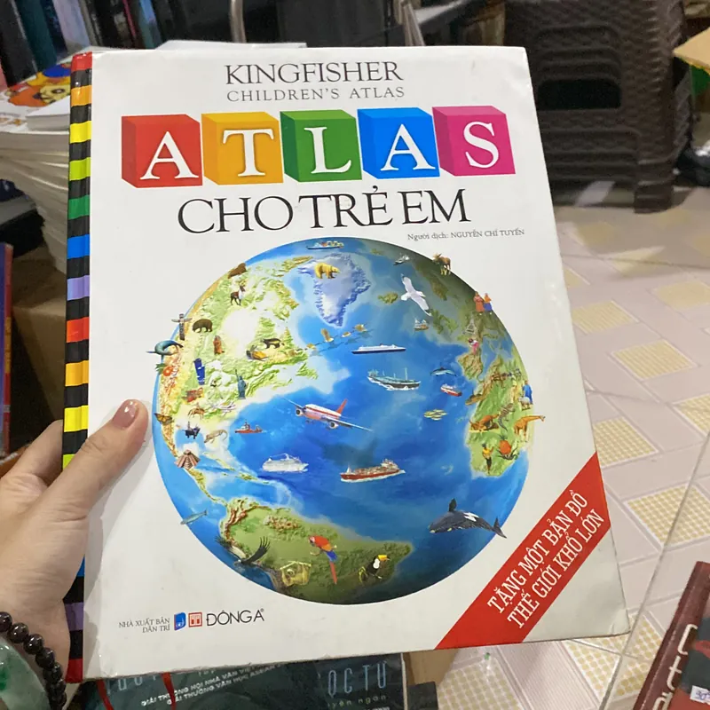 ATLAS cho trẻ em bìa cứng tặng 1 bản đồ thế giới khổ lớn  723351