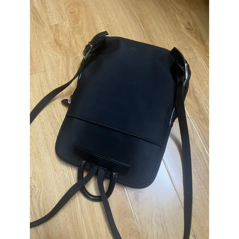 Balo nữ size 23*31*8 da thật 2hand 925643