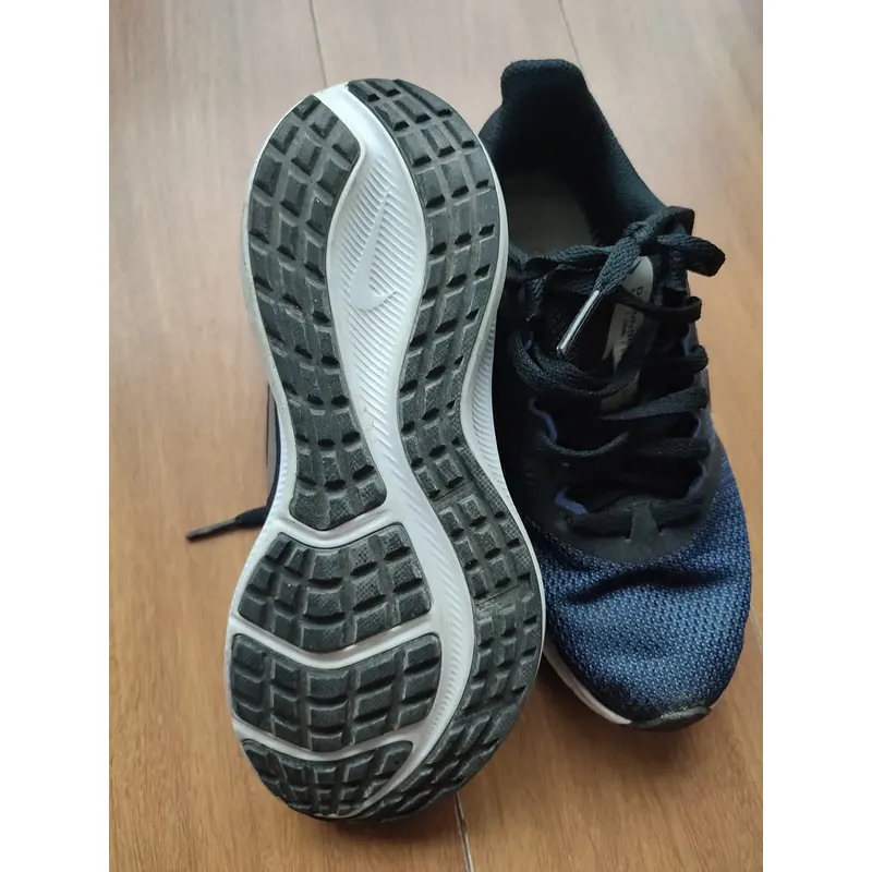 Giày thể thao size 35 738559