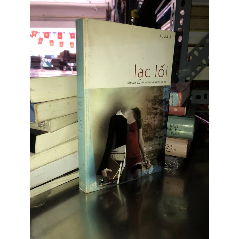 Lạc lối - Laura D. 1027773