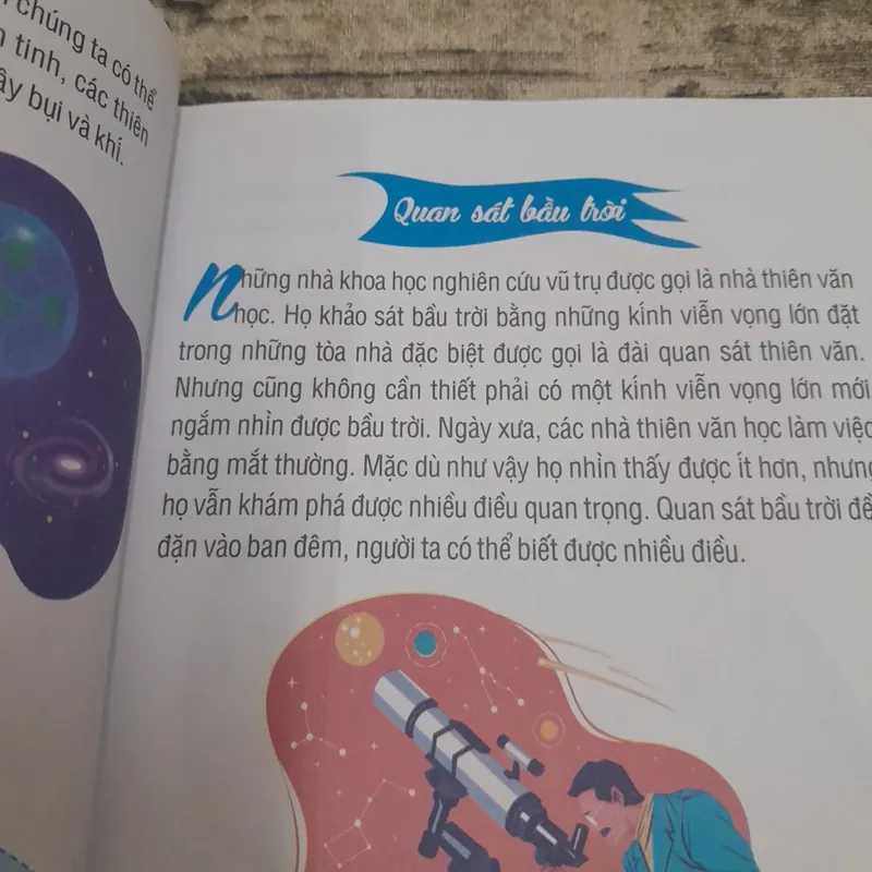 2 quyển sách màu về vũ trụ và các vì sao dành cho thiếu nhi 681941