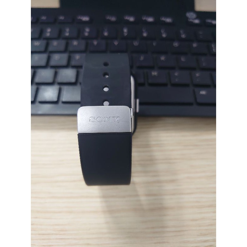 Đồng hồ thông minh Sony SmartWatch 3 SWR50 màu đen đã qua sử dụng 550