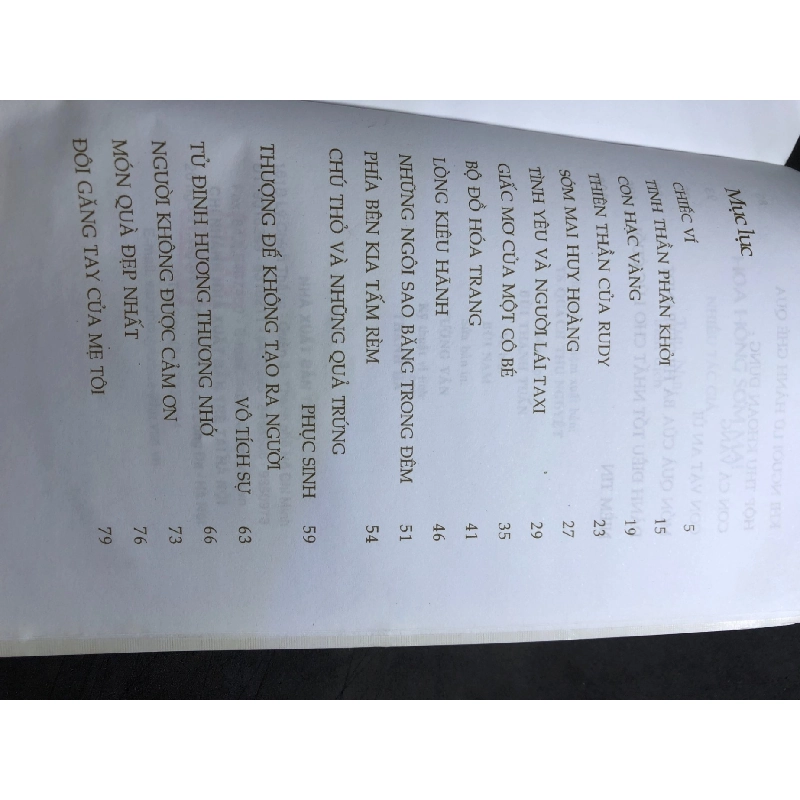 Hoa hồng sớm mai mới 70% ố vàng có dấu mộc và viết nhẹ trang đầu 2009 Câu chuyện tự trái tim HPB0906 SÁCH VĂN HỌC 914944