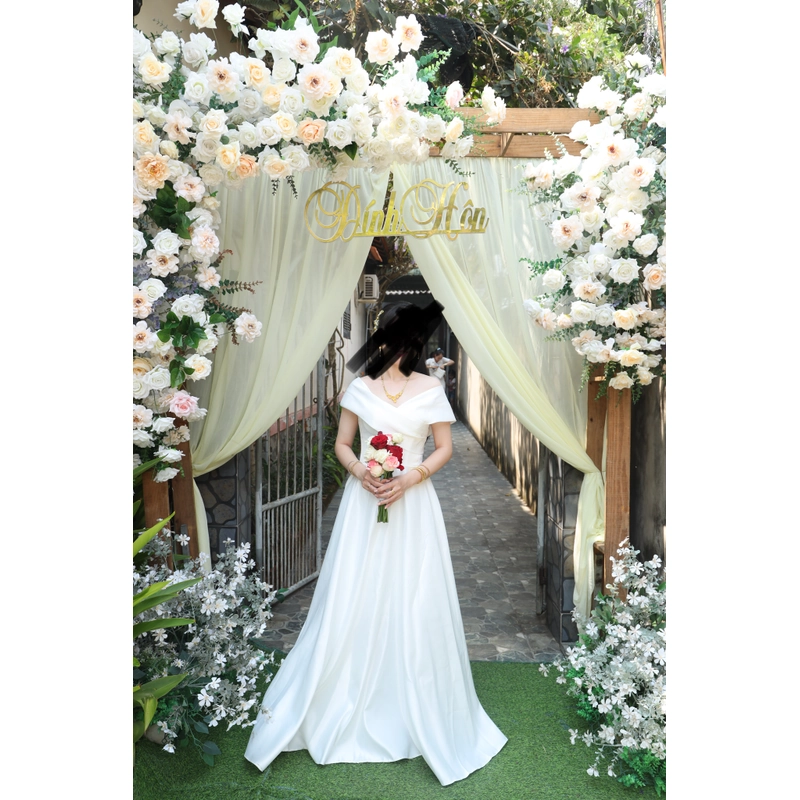 Váy cưới mặc 1 lần 477056