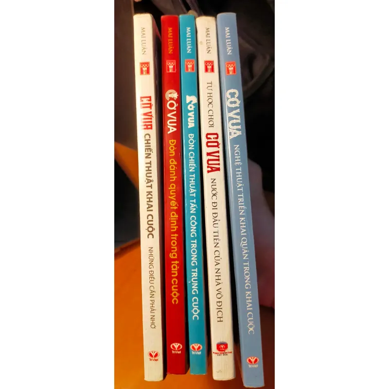 Trọn bộ 5 cuốn học cờ vua 596242