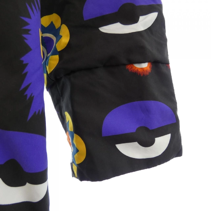 【Khuyến mãi】Áo khoác FENDI 636052