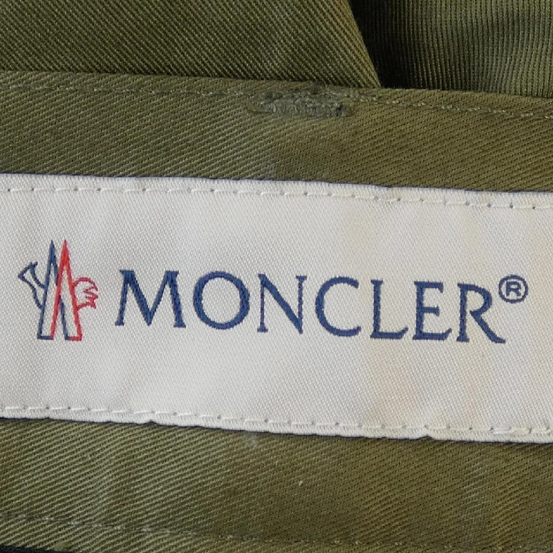Quần short MONCLER J10912B00011 - Hàng hiệu Authentic 887798