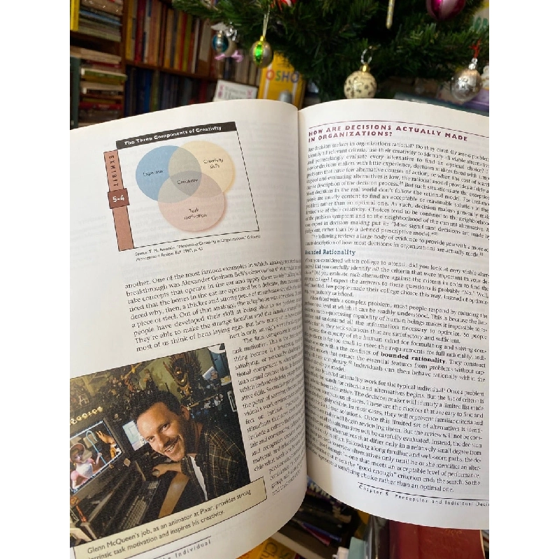 Organizational Behavior - Stephen P. Robbins 735848