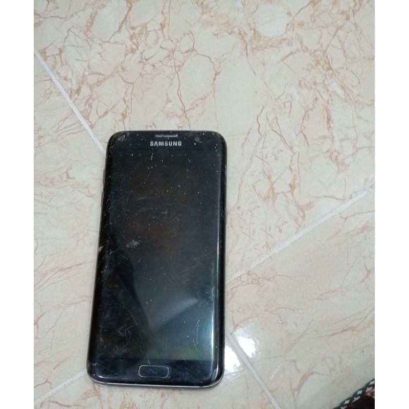 Samsung galaxy egge 7  183159