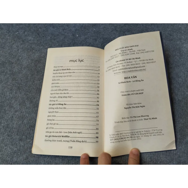 HOA VĂN - LÊ ĐÌNH BÍCH, LÊ HỒNG ÂN 720032