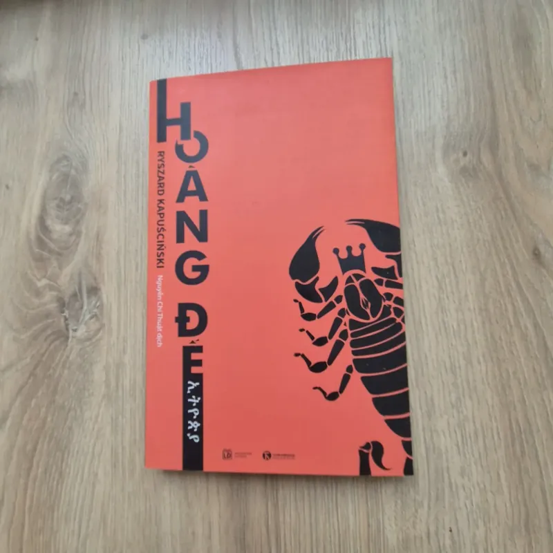 Sách "Hoàng đế" 575246