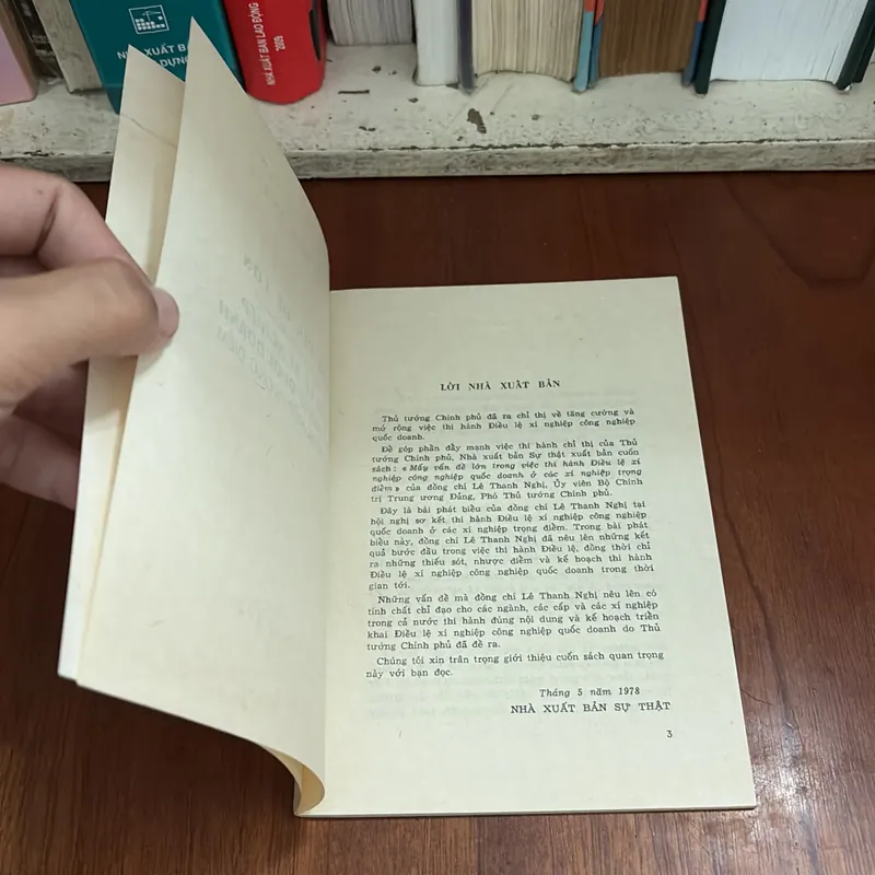 Mấy Vấn Đề Lớn Trong Việc Thi Hành Điều Lệ Xí Nghiệp Công Nghiệp … - Lê Thanh Nghị - 1978 664374