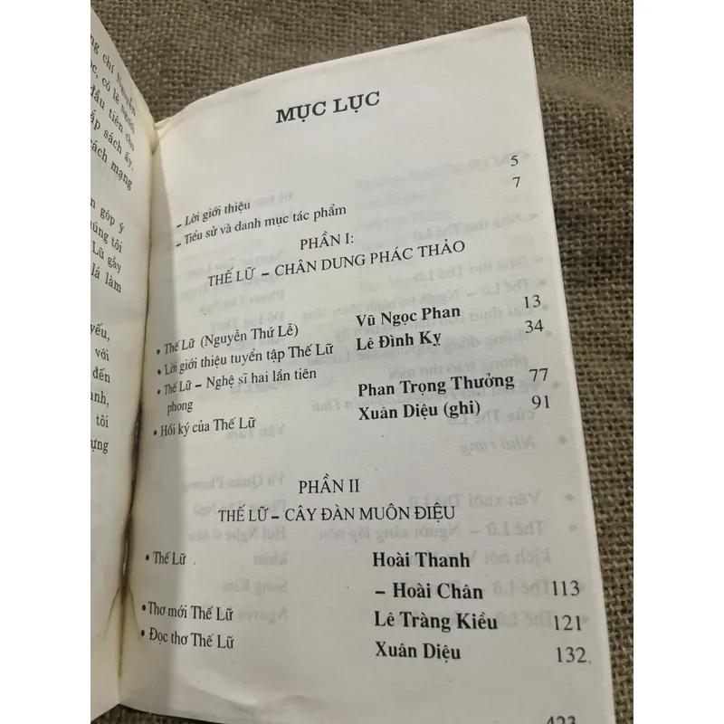 Thế Lữ : Cây đàn muôn điệu  714659