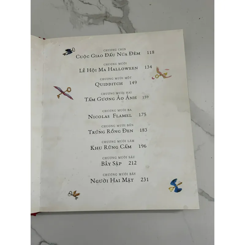 Harry Potter và Hòn đá Phù thủy - J.K. Rowling (Minh họa bởi Jim Kay, Lý Lan dịch) 798719